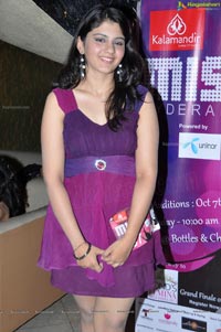 Miss Hyderabad 2012 Auditions at Bottles and Chimney