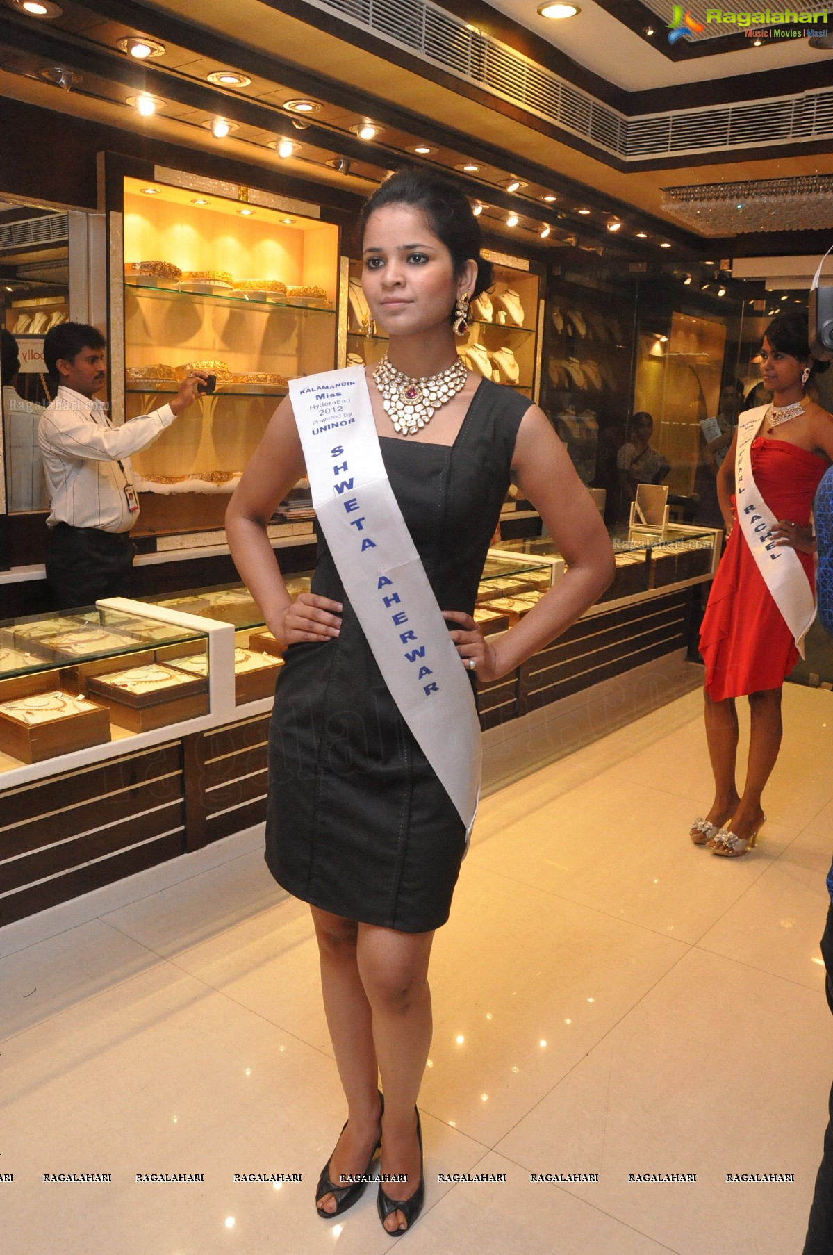 Miss Hyderabad 2012 Finalists at Manepally Jewellers