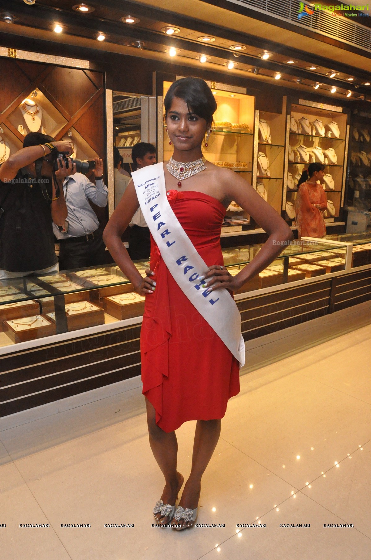 Miss Hyderabad 2012 Finalists at Manepally Jewellers