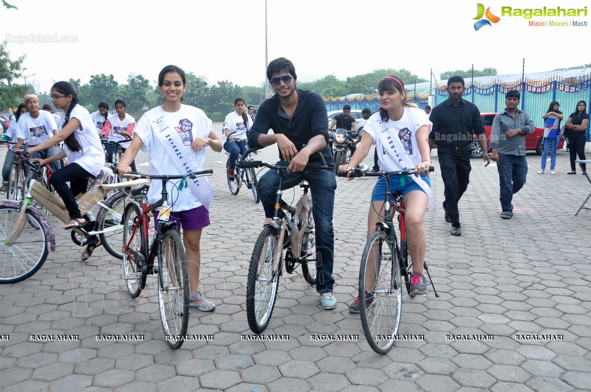 Miss Hyderabad 2012 Finalists go on a Green Ride, Hyderabad