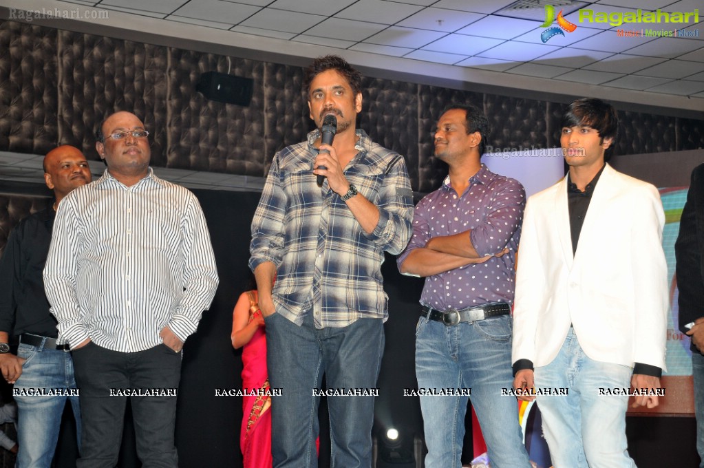 Nagarjuna launches 6 The Fashion Mall, Hyd