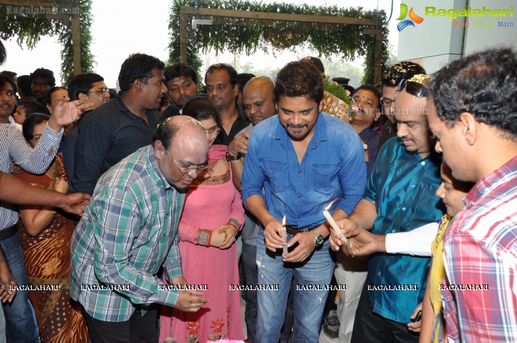 Nagarjuna launches 6 Fashion Mall at Kothapet, Hyderabad