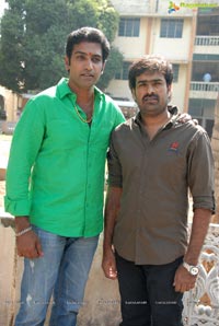 Nandamuri Taraka Ratna Nenu Chaala Worst Muhurat