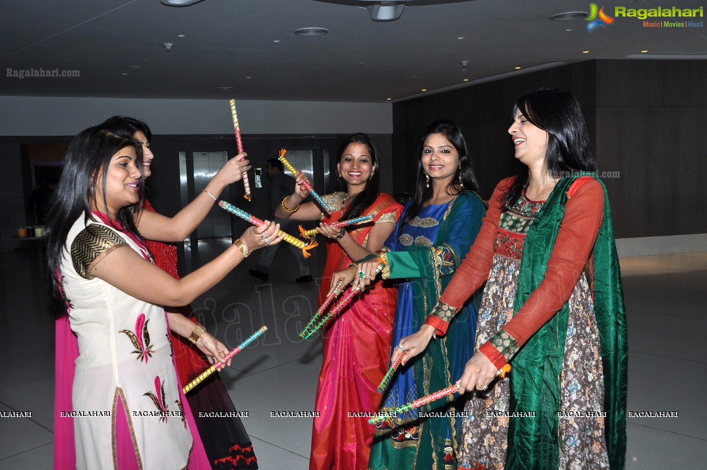 Club Se La Vie's Get Together by Nikitha Reddy