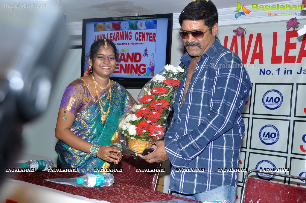 Srihari launches Java Learning Center, Hyderabad