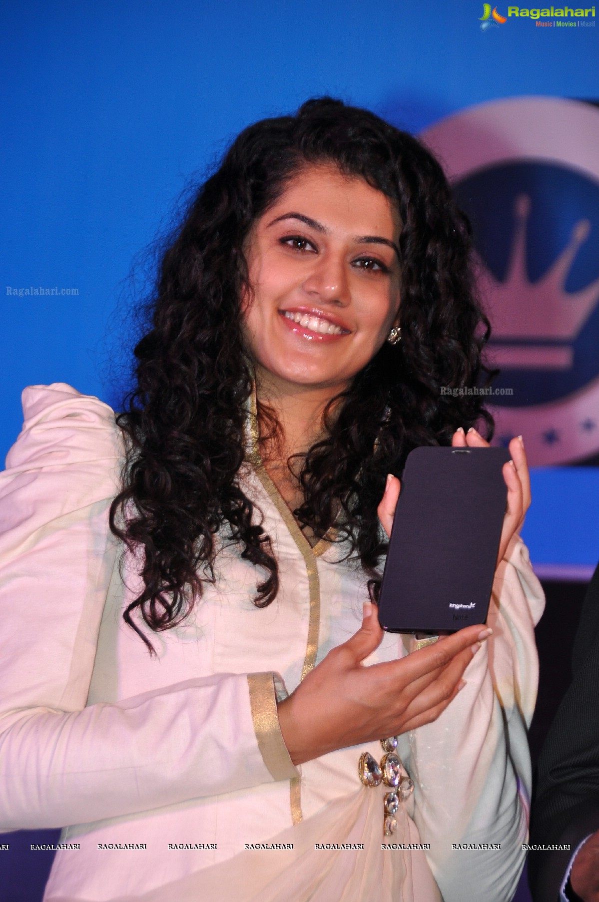 Taapsee launches King Tab