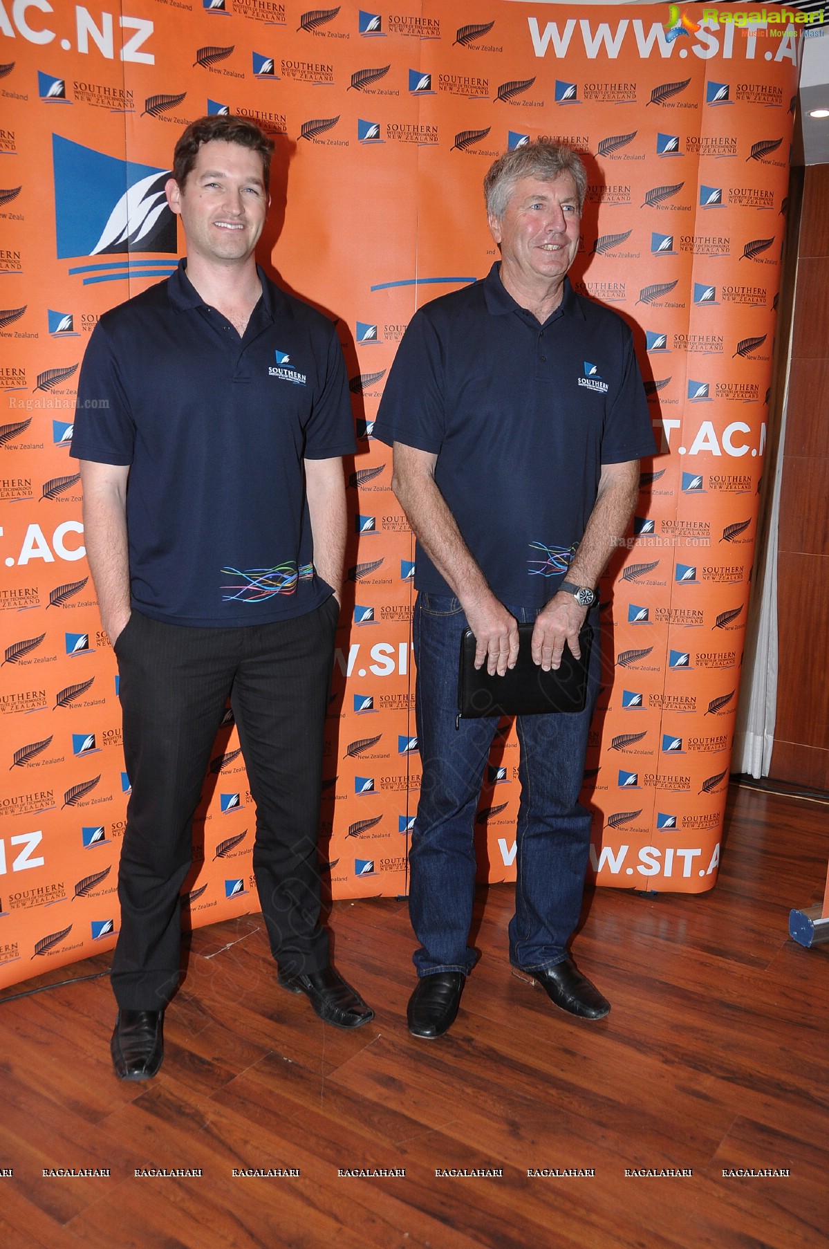 John Wright announces Premier scholarship scheme at SIT, Newzealand