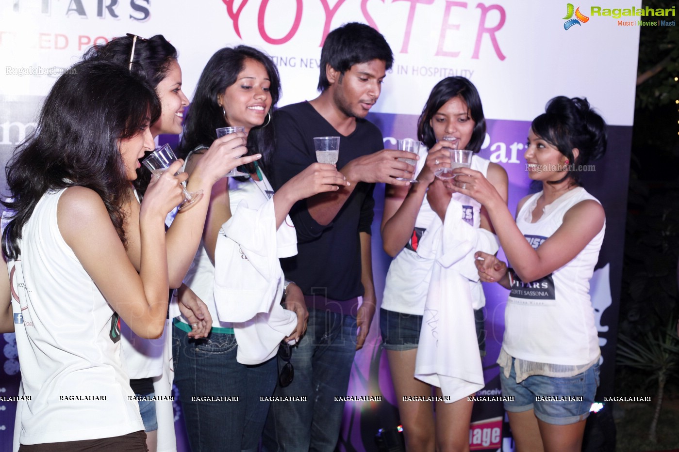 Success Celebration Party of Miss Hyderabad 2012 Beauties (Set 2)