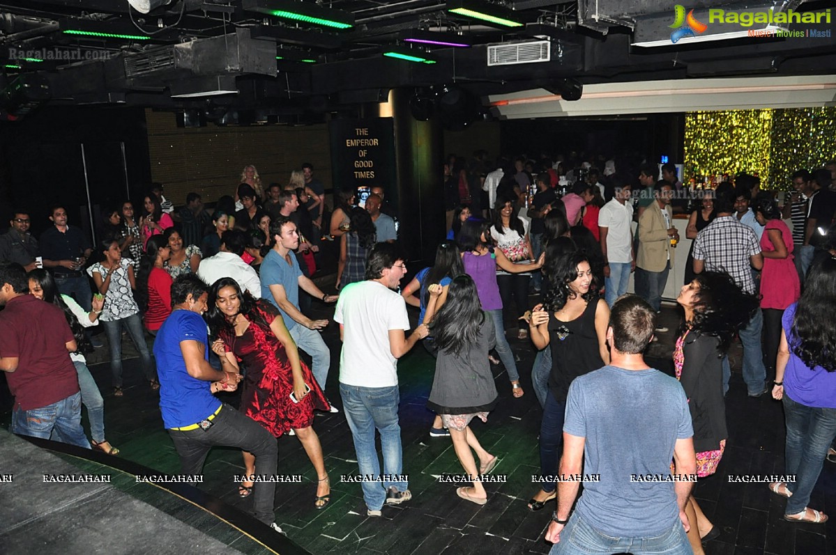 Kingfisher Ultra Soulflyp: Sean Paul Pre Parties at Kismet Pub, Hyderabad