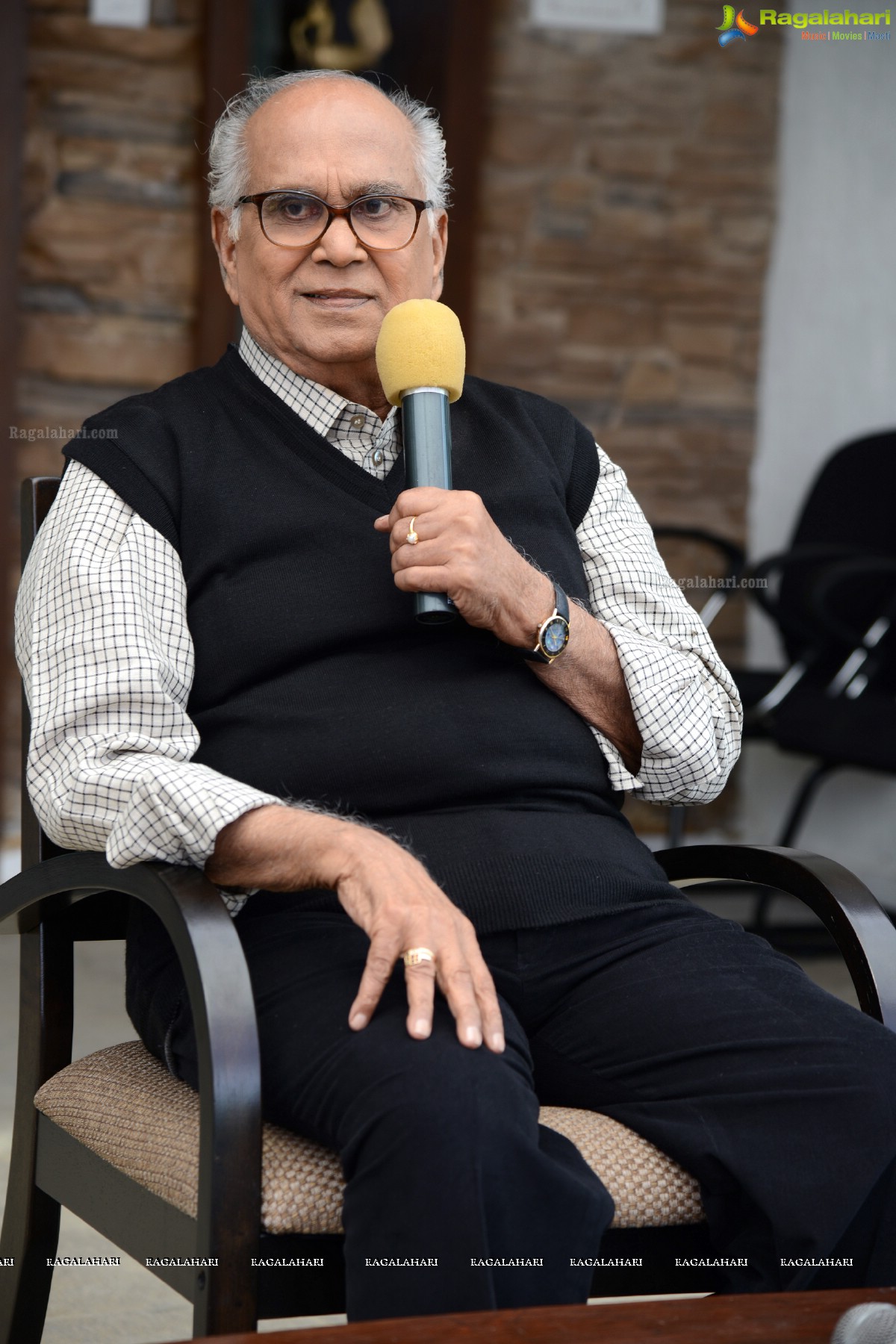 Akkineni Nageswara Rao Pressmeet