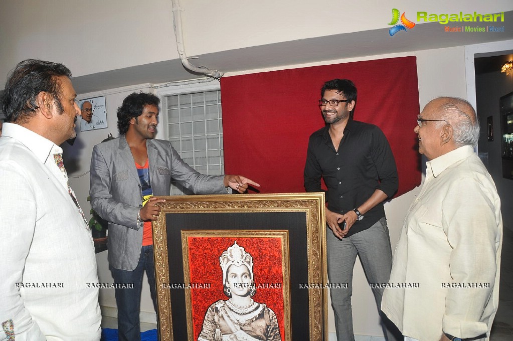 Mohan Babu gifts a big painting to ANR