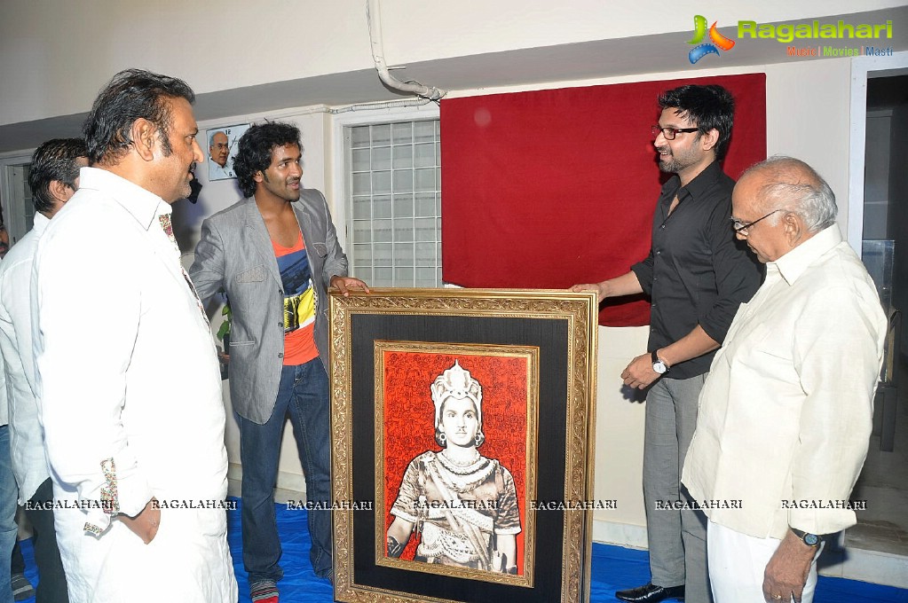 Mohan Babu gifts a big painting to ANR