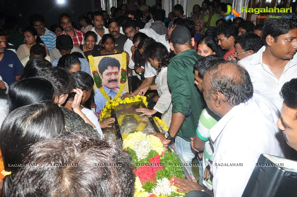 Celebrities pay tribute to Srihari (Set 1)