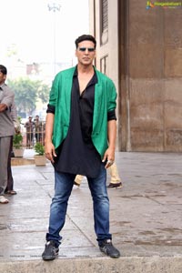 Akshay Kumar at Charminar, Hyderabad