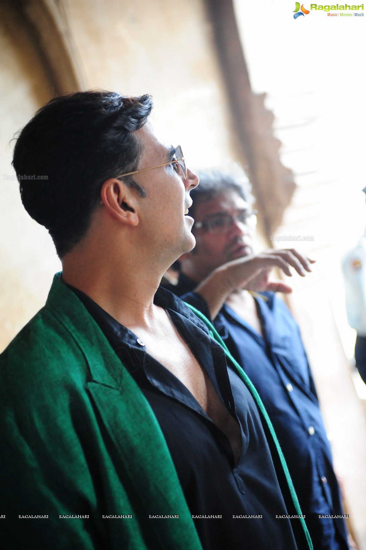 Akshay Kumar visits Charminar, Hyderabad