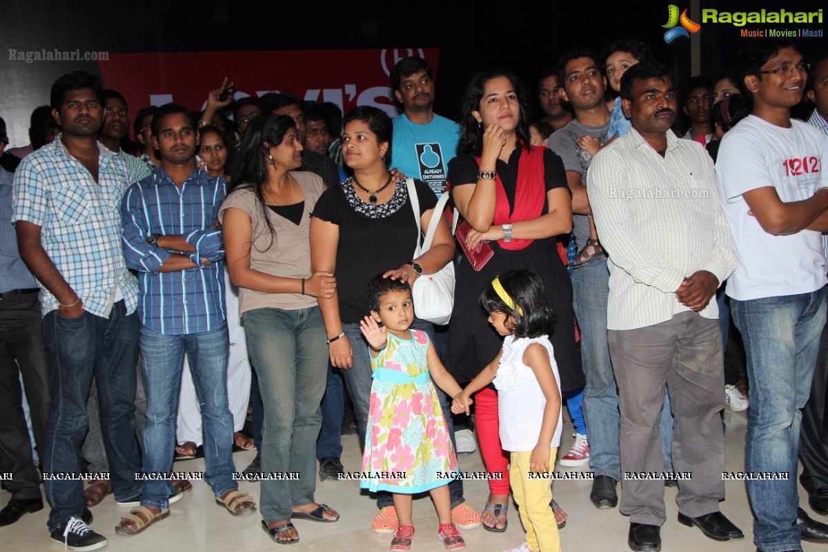 Boss Team inaugurates Manjeera Mall at Kukatpally, Hyderabad