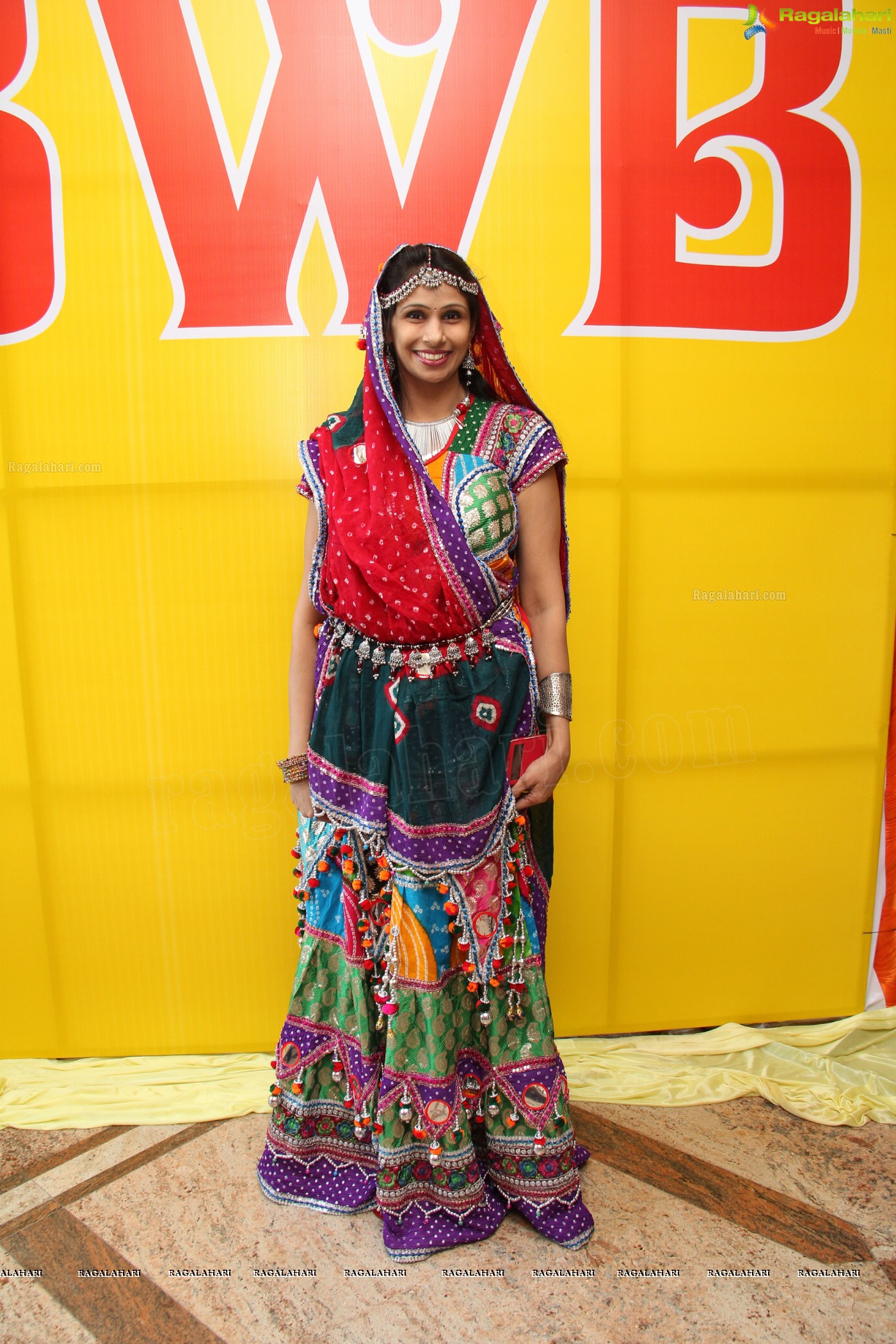 BWB Presents Garba Dandiya Dhamaka 2013 at A'la Liberty, Hyderabad