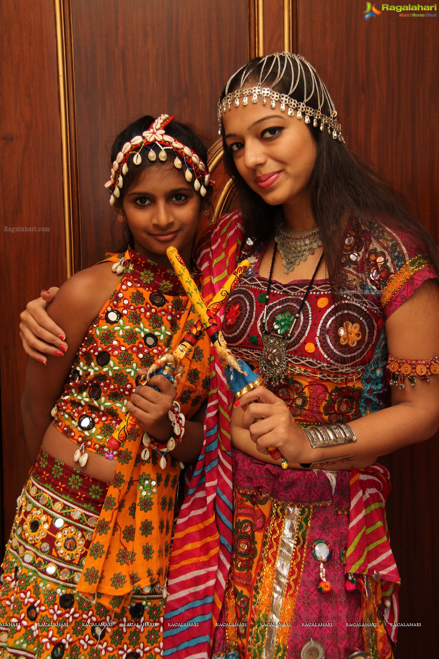 BWB Presents Garba Dandiya Dhamaka 2013 at A'la Liberty, Hyderabad