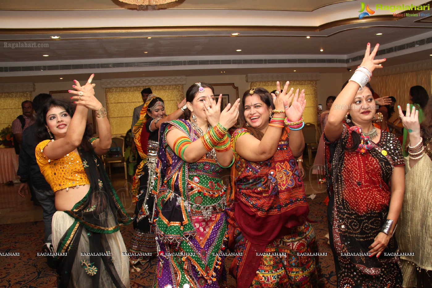 BWB Presents Garba Dandiya Dhamaka 2013 at A'la Liberty, Hyderabad