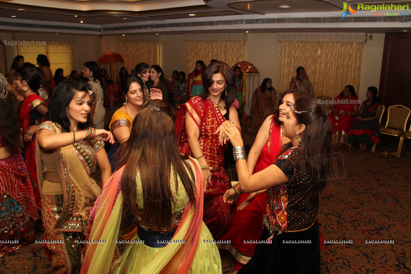 BWB Presents Garba Dandiya Dhamaka 2013 at A'la Liberty, Hyderabad