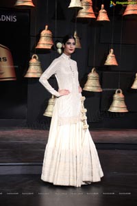 Blenders Pride Fashion Tour 2013 (Day 1)