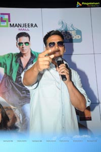Akshay Kumar Boss Promotion in Hyderabad