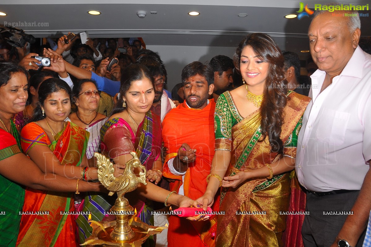 Kajal inaugurates Chennai Shopping Mall at Ameerpet, Hyderabad