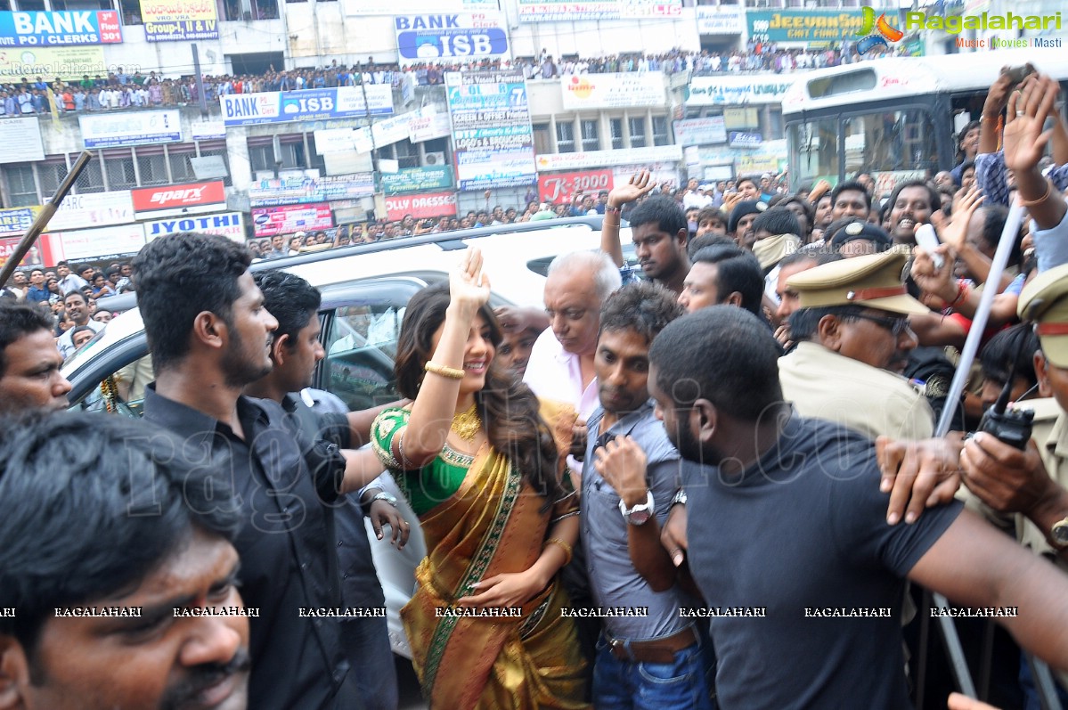 Kajal inaugurates Chennai Shopping Mall at Ameerpet, Hyderabad