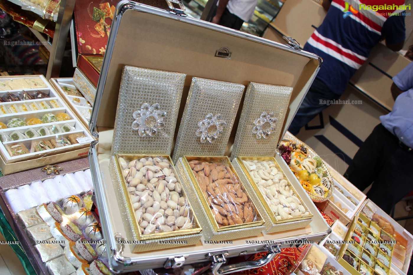 Dadu's Mithai Vatika Assorted Mithai Festival Launch