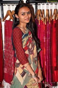 Gaurang's hand woven trunk show