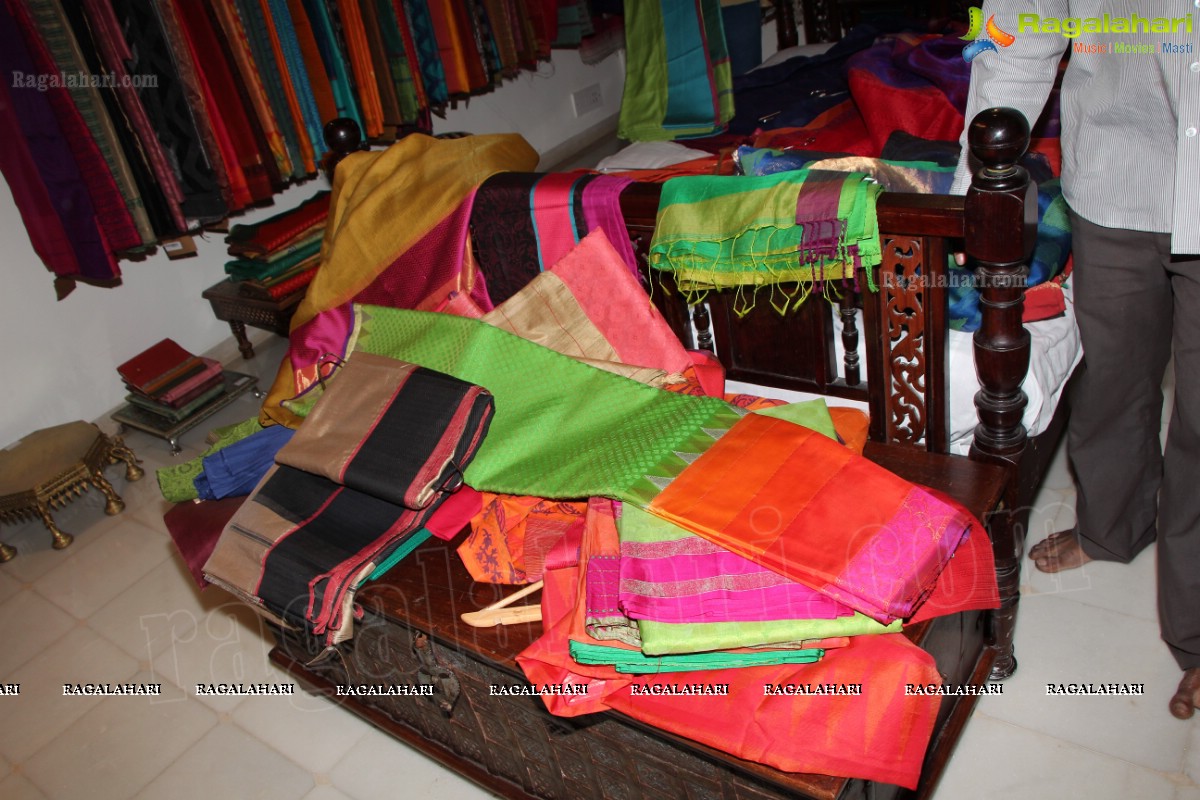 Gaurang's Hand Woven Trunk Show