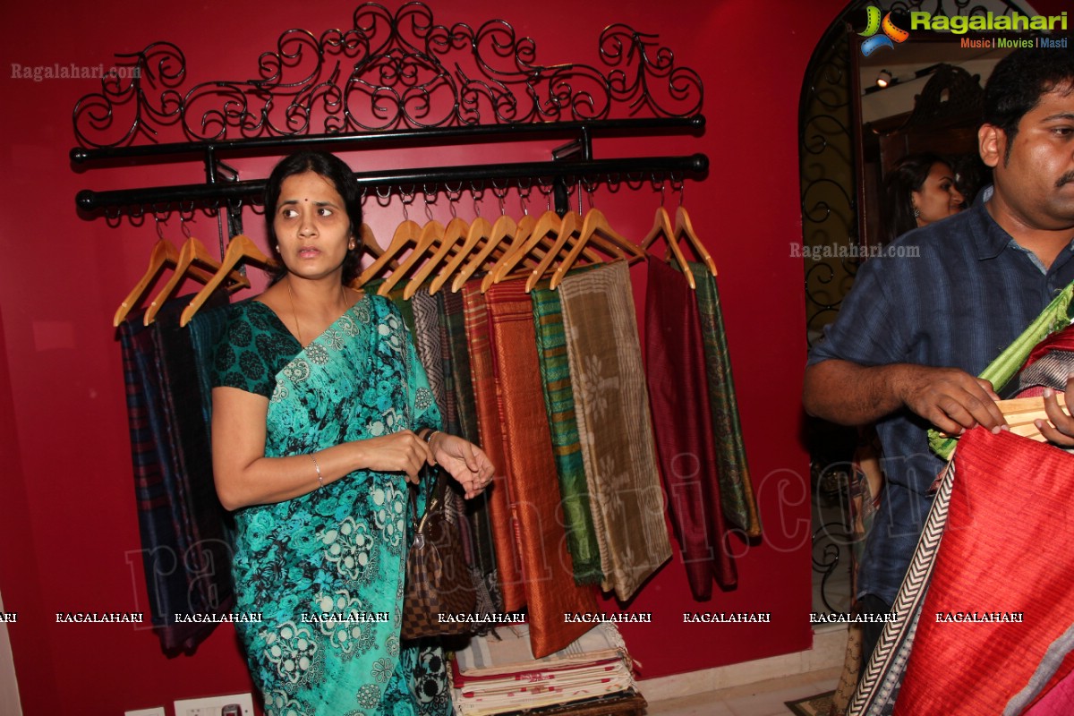 Gaurang's Hand Woven Trunk Show