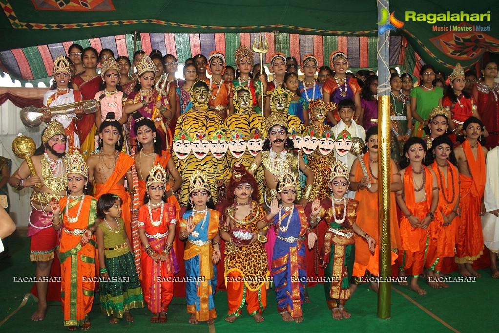 Geetanjali Vidyalaya 2013 Dasara Celebrations