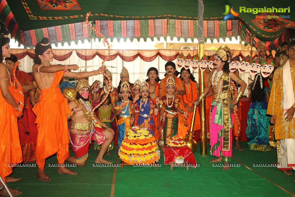 Geetanjali Vidyalaya 2013 Dasara Celebrations