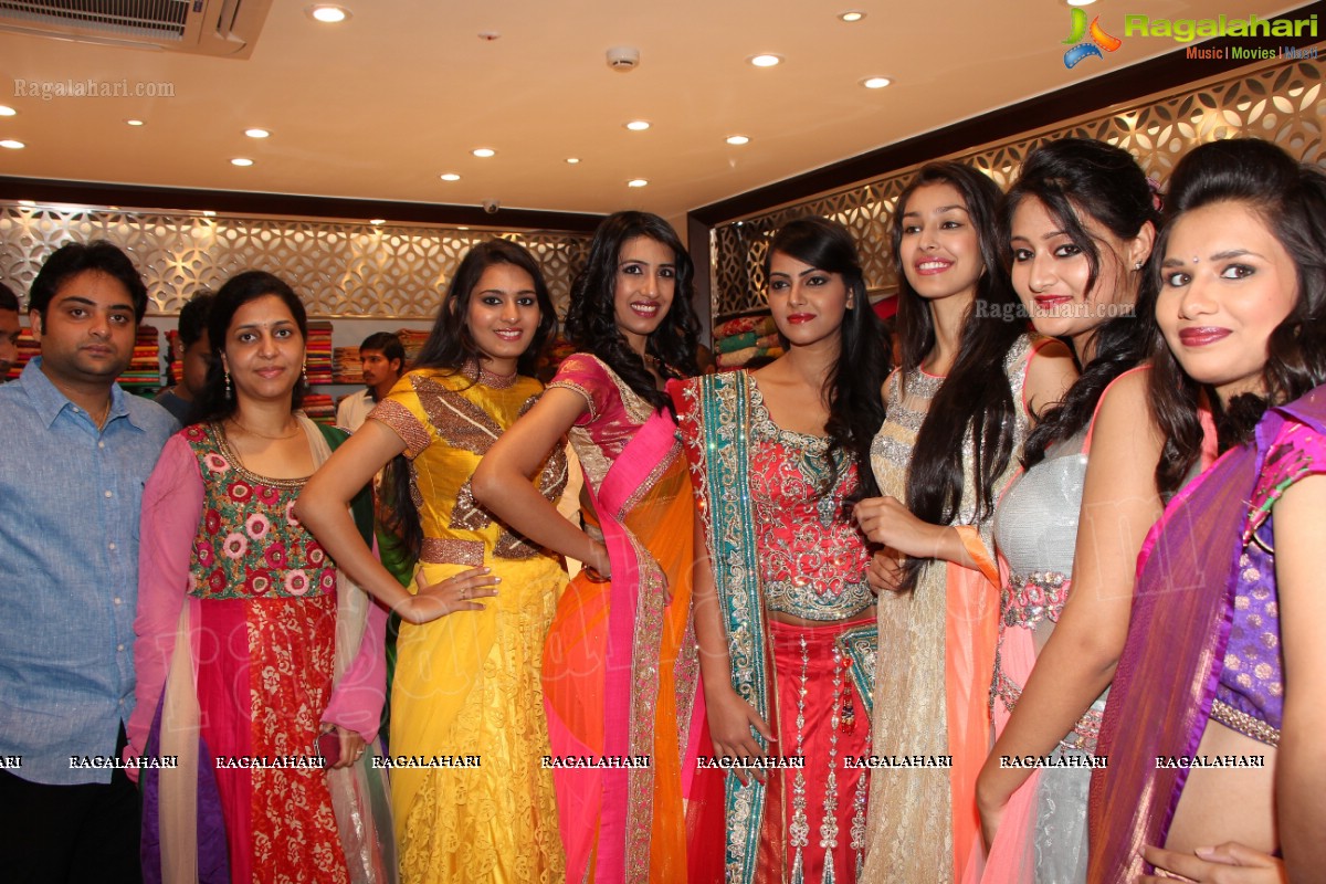 Navneet Kaur Dhillon launches Grandeur, Hyderabad