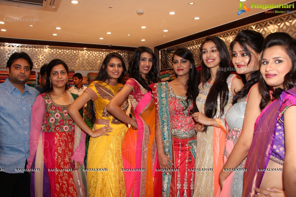 Navneet Kaur Dhillon launches Grandeur, Hyderabad