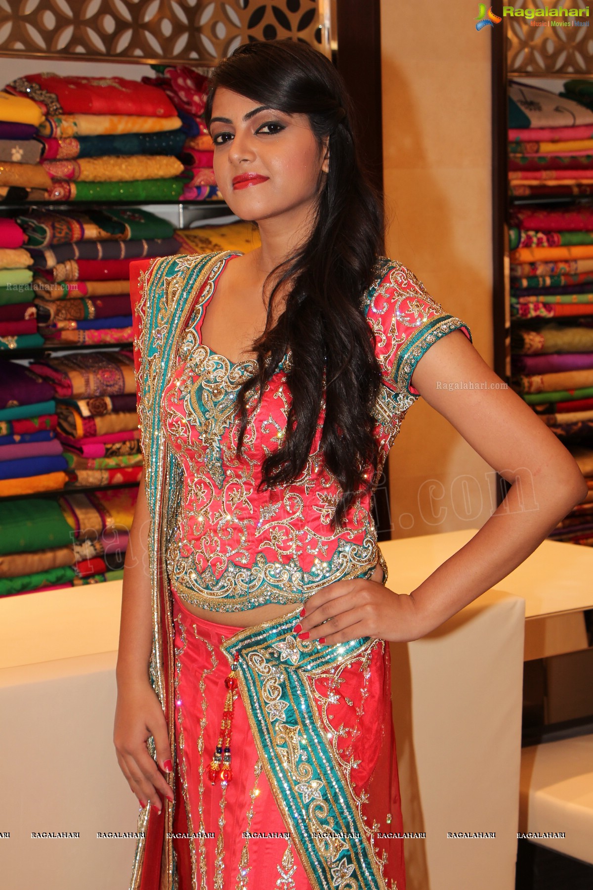 Navneet Kaur Dhillon launches Grandeur, Hyderabad