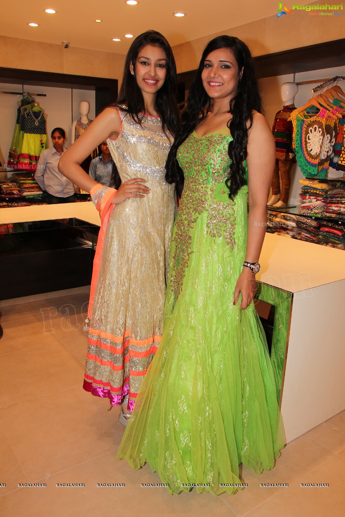 Navneet Kaur Dhillon launches Grandeur, Hyderabad