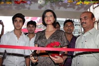 Hamsa Nandini launches Saberi's 13th Optical Showroom