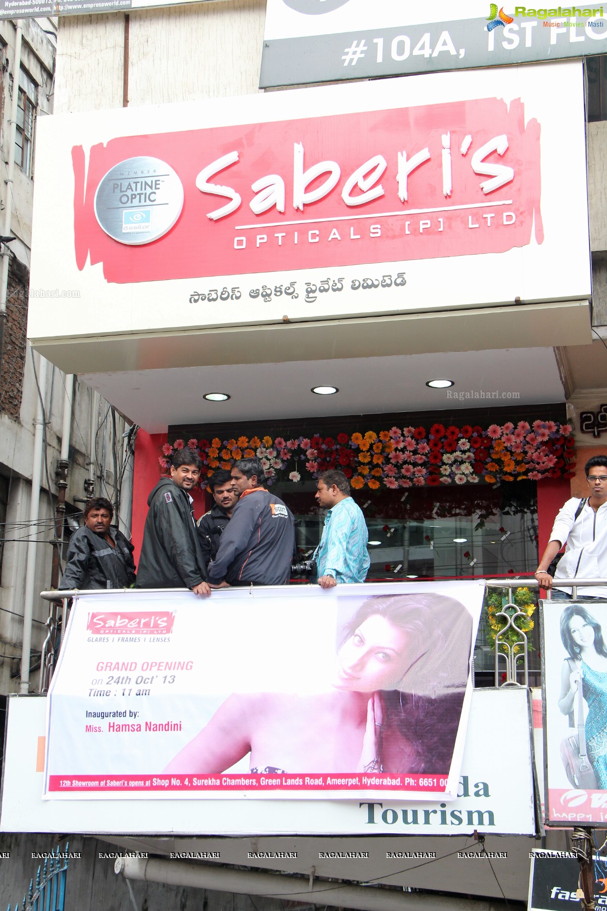 Hamsa Nandini launches Saberi's 13th Optical Showroom, Hyderabad