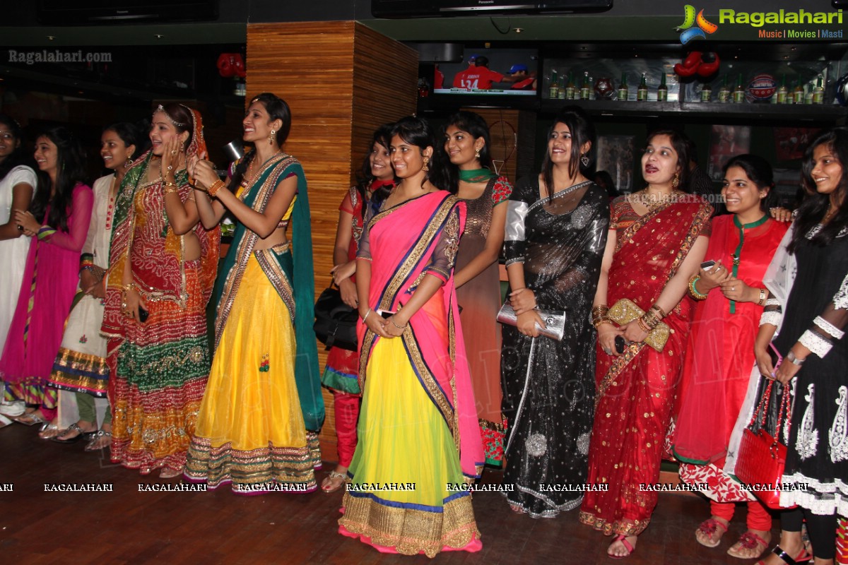 Hamstech's Grand Diwali Party 2013 at 10 Lounge, Secunderabad