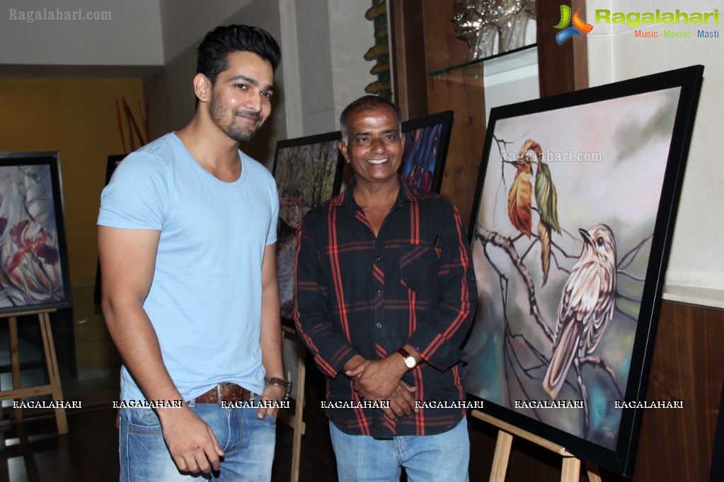 Hari Srinivas Paintings Exhibition at Lemon Tree, Hyderabad