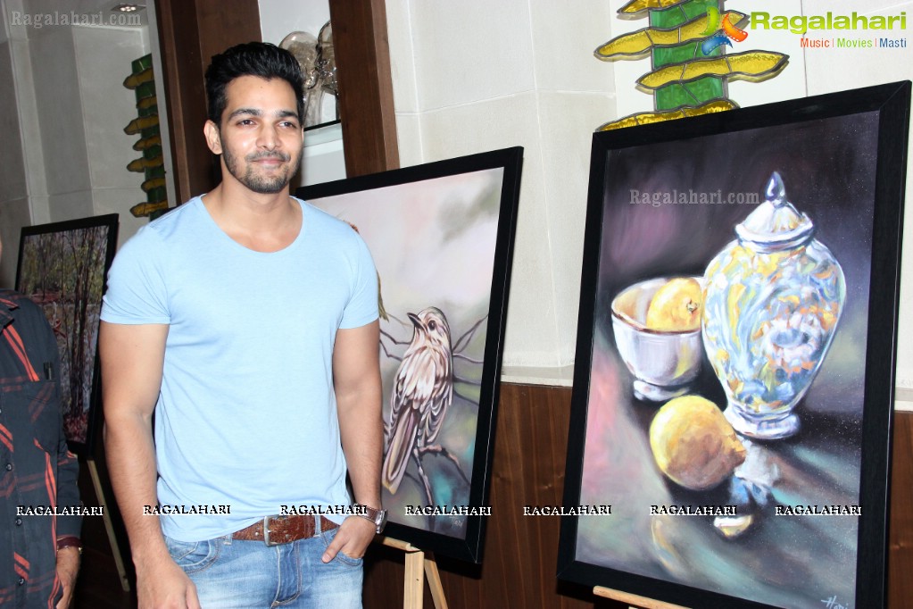 Hari Srinivas Paintings Exhibition at Lemon Tree, Hyderabad