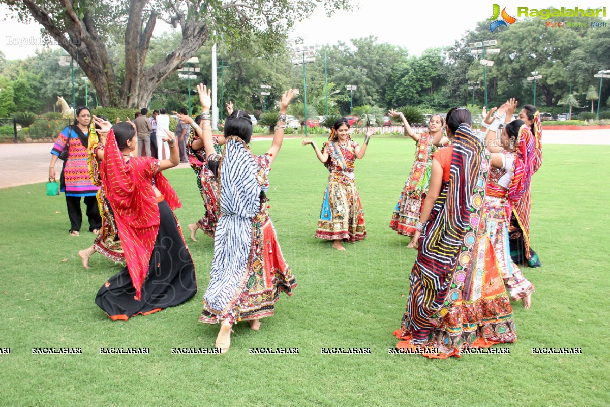 Legend Navratri Utsav 2013 Curtain Raiser