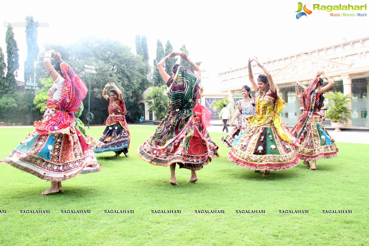 Legend Navratri Utsav 2013 Curtain Raiser