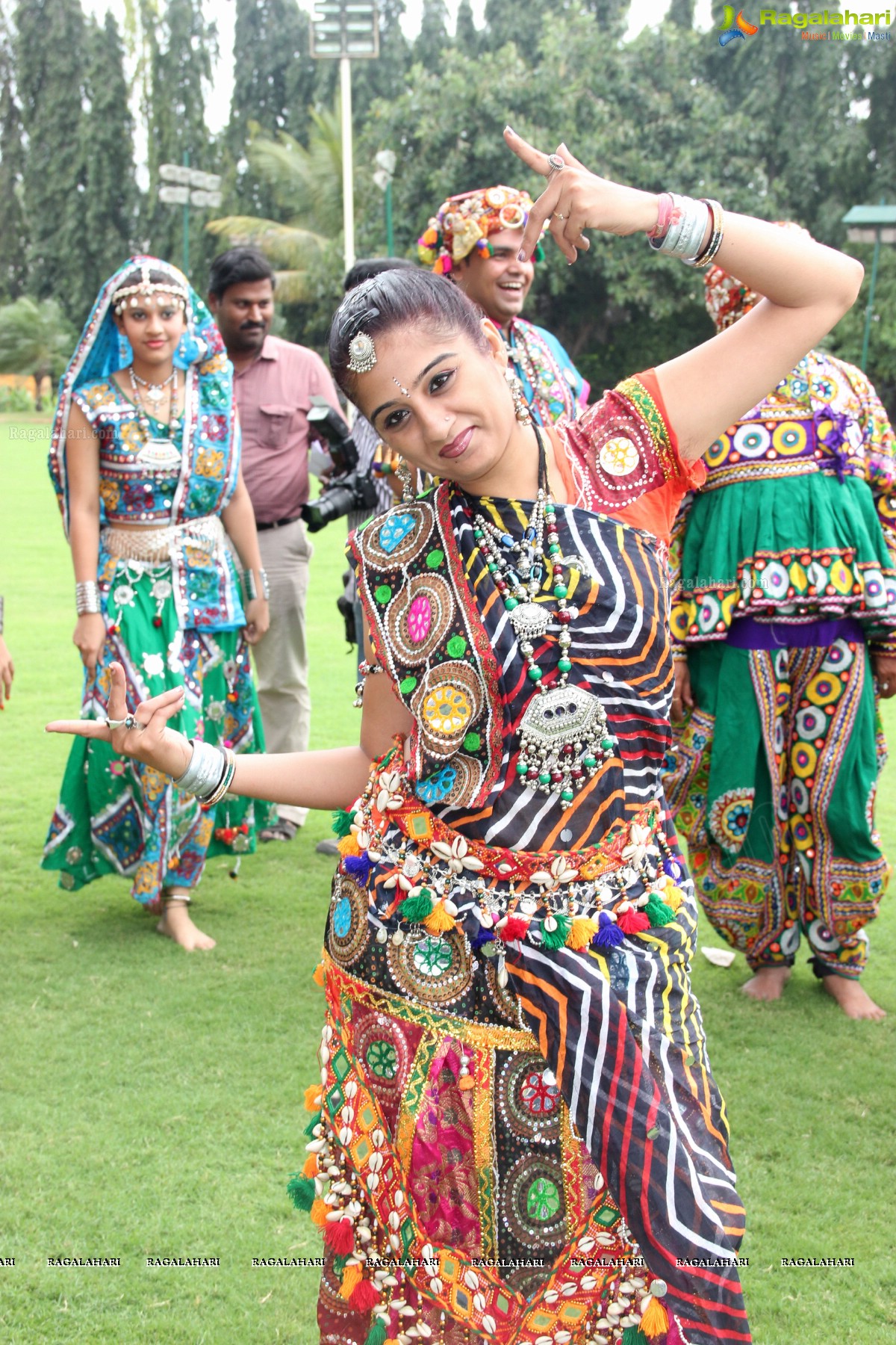 Legend Navratri Utsav 2013 Curtain Raiser