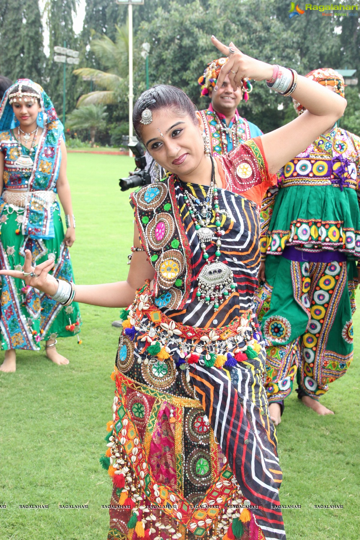 Legend Navratri Utsav 2013 Curtain Raiser