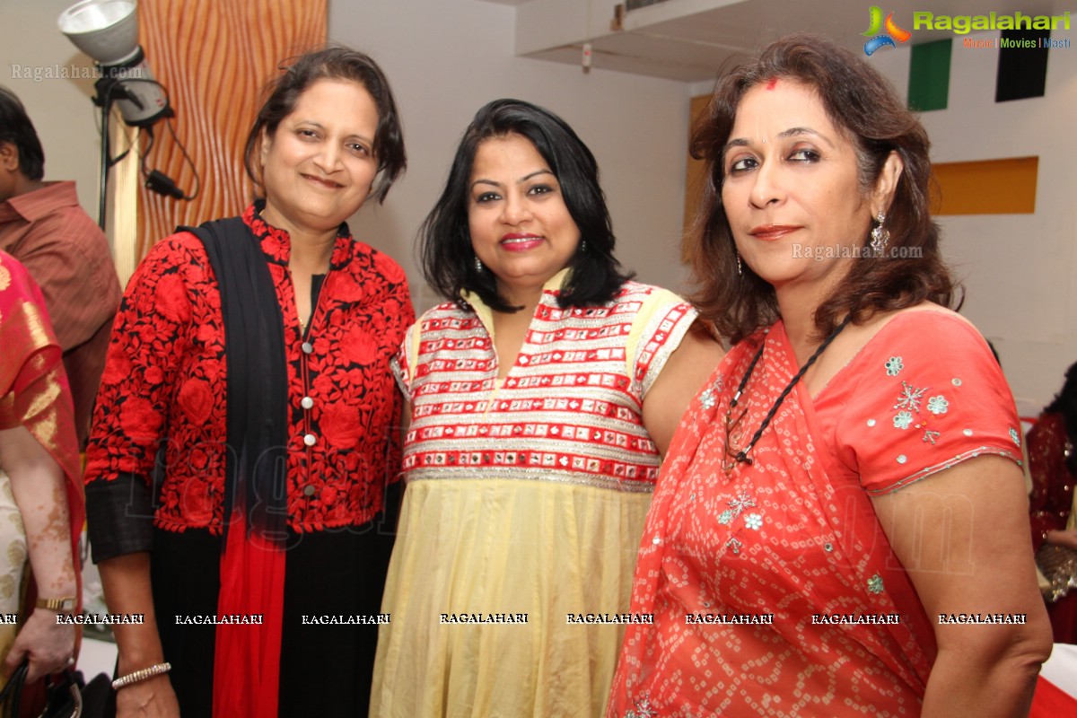 Shraddha Hyderabad-Secunderabad Ladies Chapter's Dandiya Dhamal