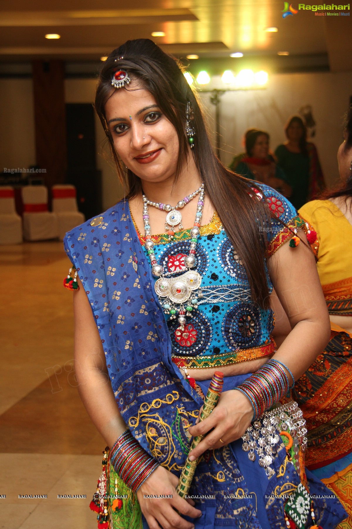 Shraddha Hyderabad-Secunderabad Ladies Chapter's Dandiya Dhamal