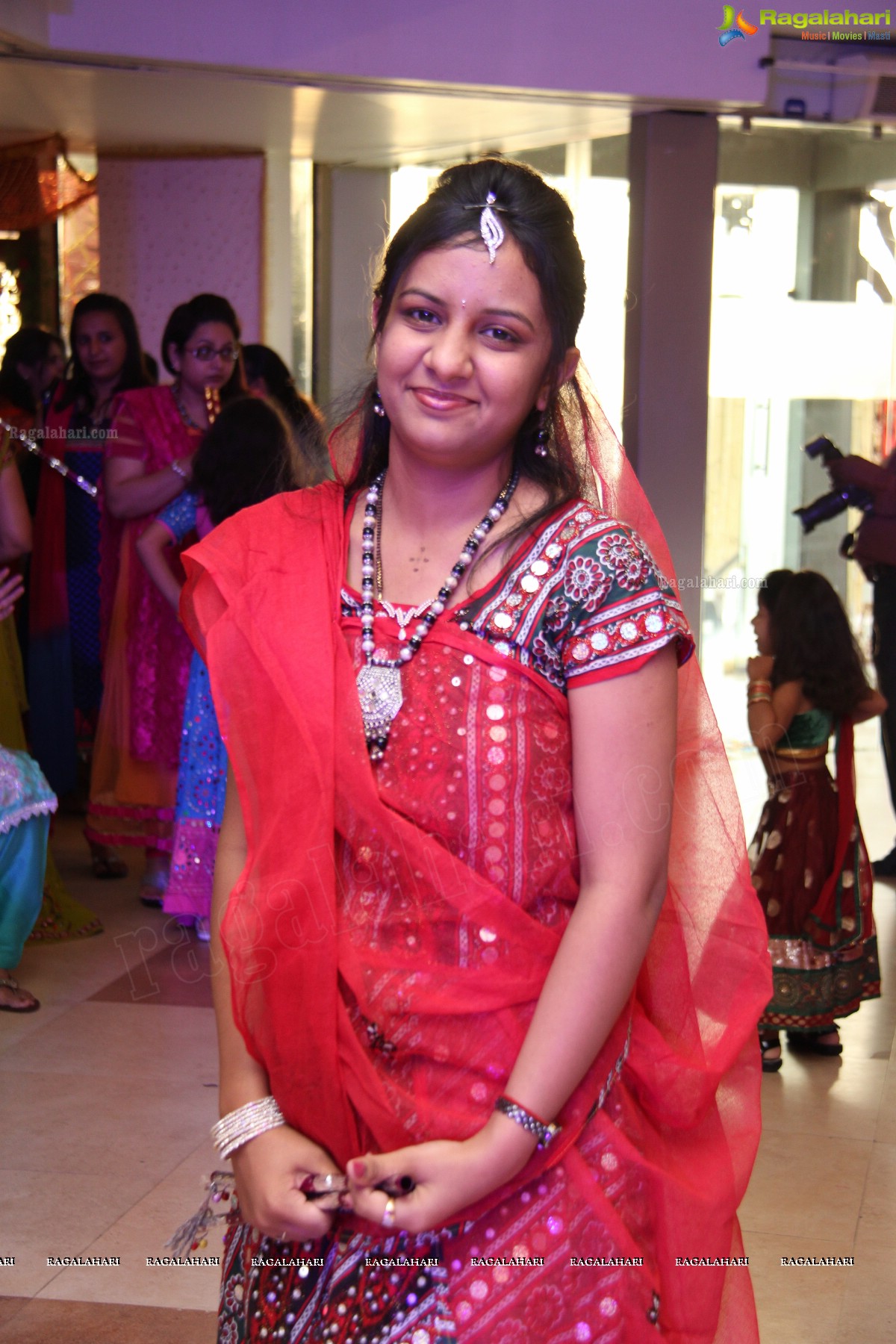 Shraddha Hyderabad-Secunderabad Ladies Chapter's Dandiya Dhamal